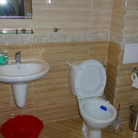 In Elitonia 5 Apartment *