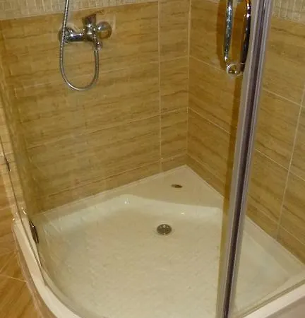 In Elitonia 5 Apartment *